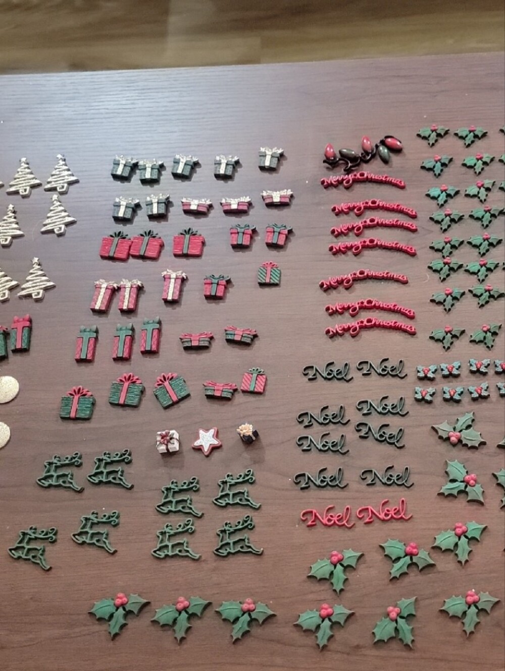 Assorted Christmas Embellishments - Holly, Gifts & Trees (182 Pieces)